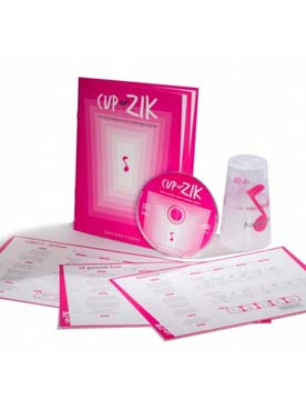 Illustration de CUP OF ZIK : pack animateur comprenant 1 livret 16 pages, partitions, 1 CD et 1 cup