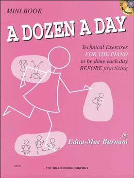 Illustration a dozen a day -  initiation (mini book)